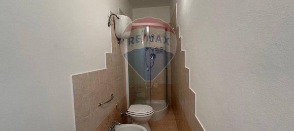 Casa de 5 divisões em Tuoro sul Trasimeno, Italy N.º 5154 5