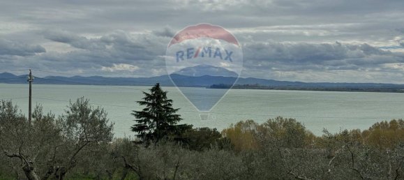 Casa de 5 divisões em Tuoro sul Trasimeno, Italy N.º 5154 13