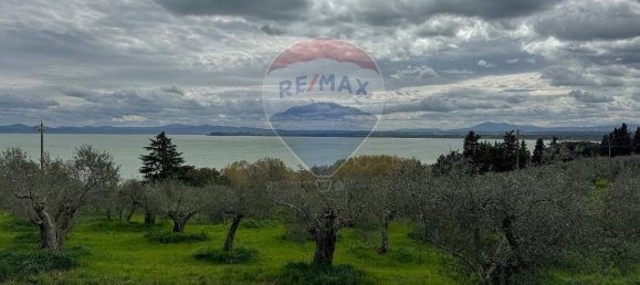 Casa de 5 divisões em Tuoro sul Trasimeno, Italy N.º 5154 25