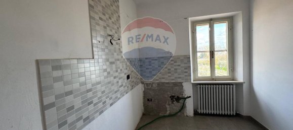 Casa de 5 divisões em Tuoro sul Trasimeno, Italy N.º 5154 42