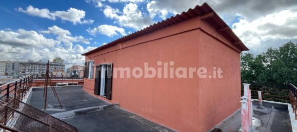 Пентхаус с 2 спальнями в Рим, Италия № 317583 5