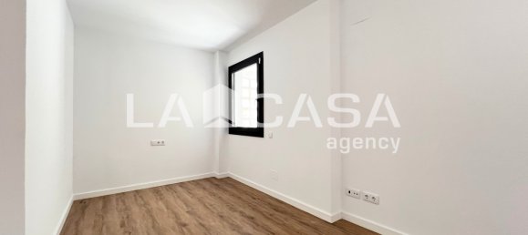 2 bedrooms Apartment in Badalona, Spain No. 173374 13