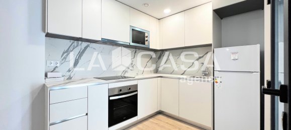 2 bedrooms Apartment in Badalona, Spain No. 173374 2