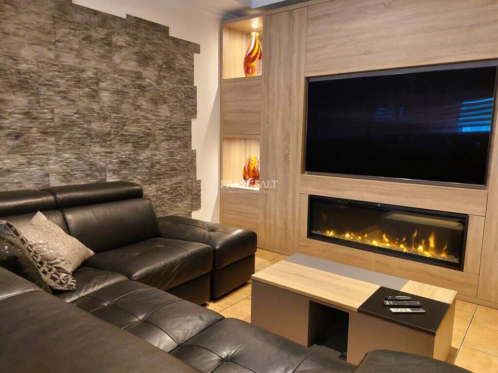 3 غرف نوم طابقين في Santa Venera, Malta رقم 2333