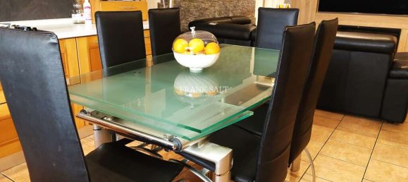 3 غرف نوم طابقين في Santa Venera, Malta رقم 2333 4