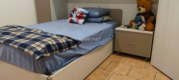 3 غرف نوم طابقين في Santa Venera, Malta رقم 2333 8