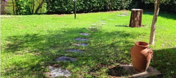 Apartamento de 2 dormitorios en Pietrasanta, Italy No. 352634 22