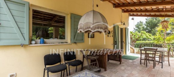 3 bedrooms House in Potenza Picena, Italy No. 166458 14