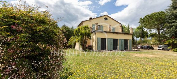 3 bedrooms House in Potenza Picena, Italy No. 166458 7