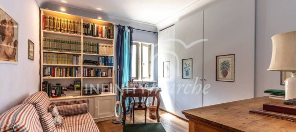 3 bedrooms House in Potenza Picena, Italy No. 166458 34