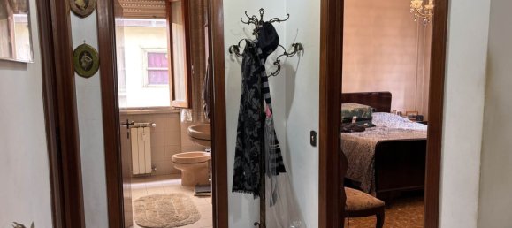 4 rooms Apartment in San Giovanni Valdarno, Italy No. 175372 5