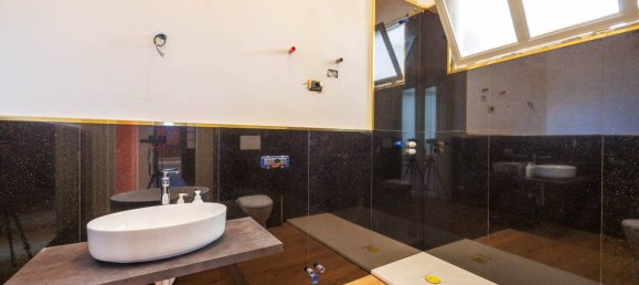 2 Schlafzimmer Wohnung in Turin, Italy, Nr. 272100 10