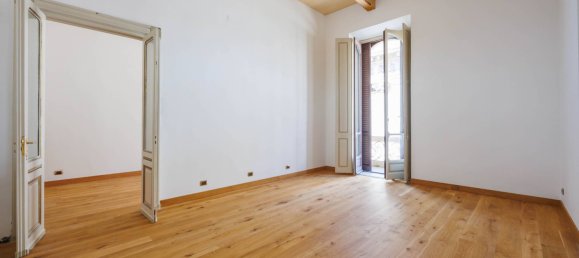 2 Schlafzimmer Wohnung in Turin, Italy, Nr. 272100 3