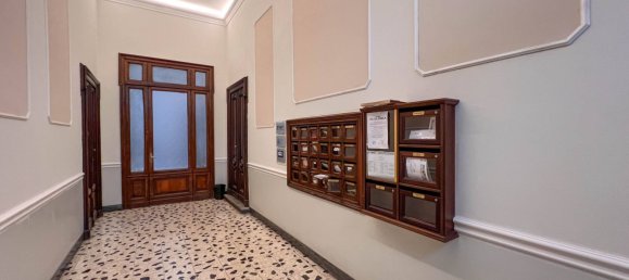 2 Schlafzimmer Wohnung in Turin, Italy, Nr. 272100 18