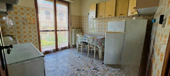 4 rooms House in Asti, Italy No. 273099 4