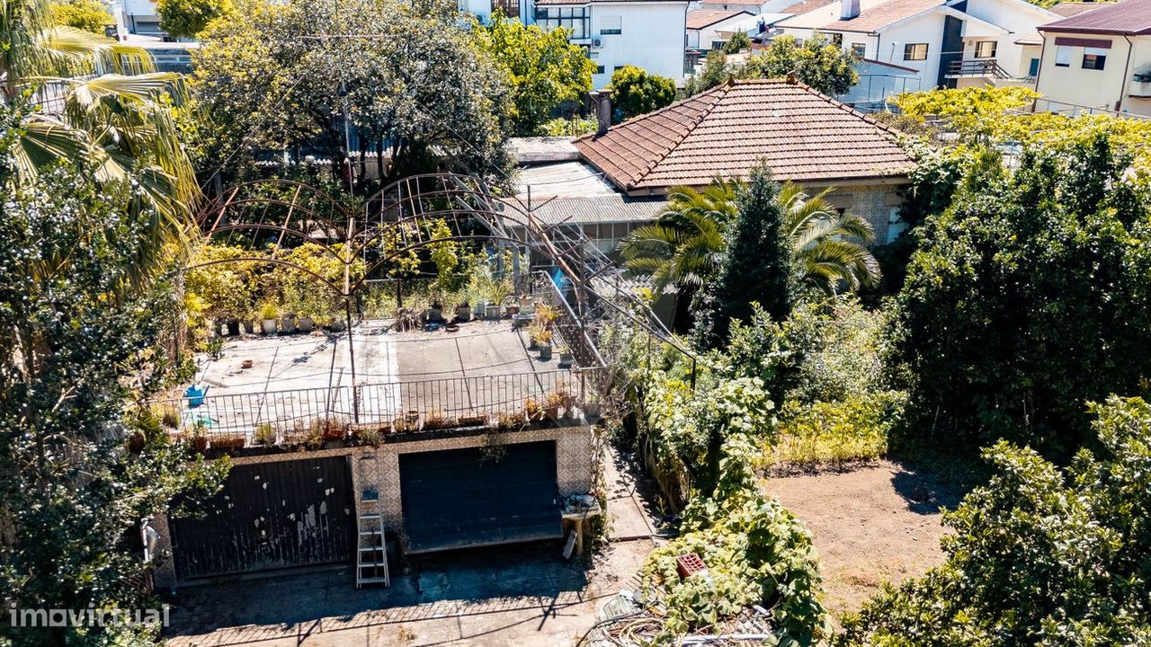 Дом с 4 спальнями в Эрмезинде, Португалия № 183030