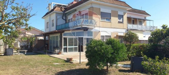 2 bedrooms Villa in Ardea, Italy No. 352687 11