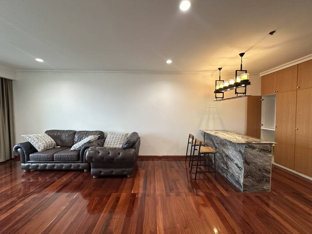 1 chambre Condo à Khlong San, Thailand No. 71143