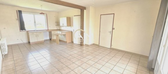 3 Schlafzimmer Haus in Montlouis-sur-Loire, France, Nr. 253778 2