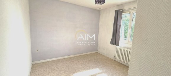 3 Schlafzimmer Haus in Montlouis-sur-Loire, France, Nr. 253778 4