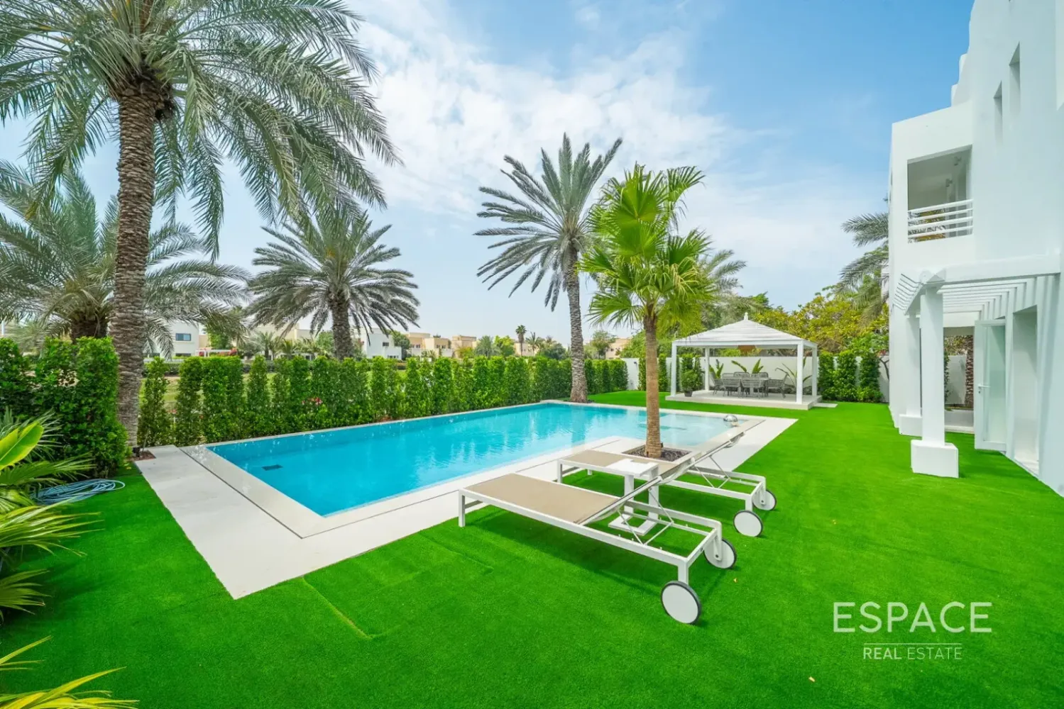 4 Schlafzimmer Villa in Meadows, UAE, Nr. 209193