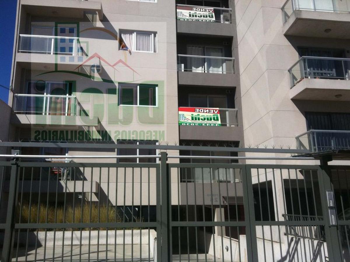 Studio in Moron, Argentina No. 84101