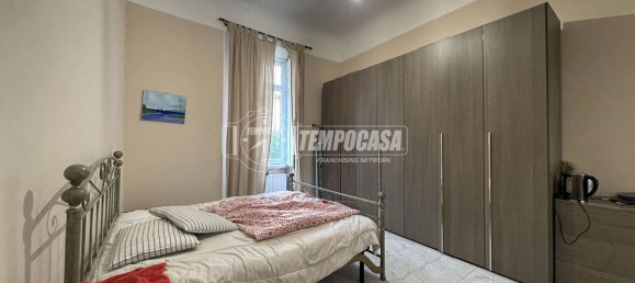 Квартира с 2 комнатами в Милан, Италия № 239579 10