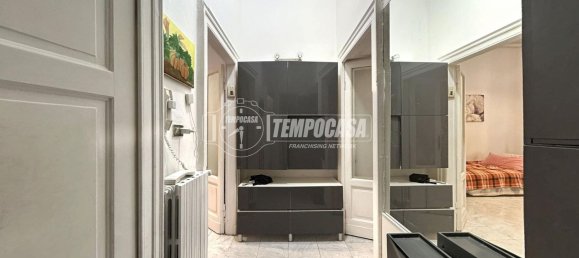 Квартира с 2 комнатами в Милан, Италия № 239579 5