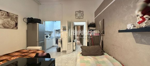 Квартира с 2 комнатами в Милан, Италия № 239579 2