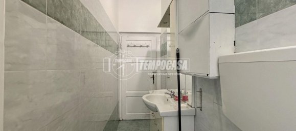 Квартира с 2 комнатами в Милан, Италия № 239579 14