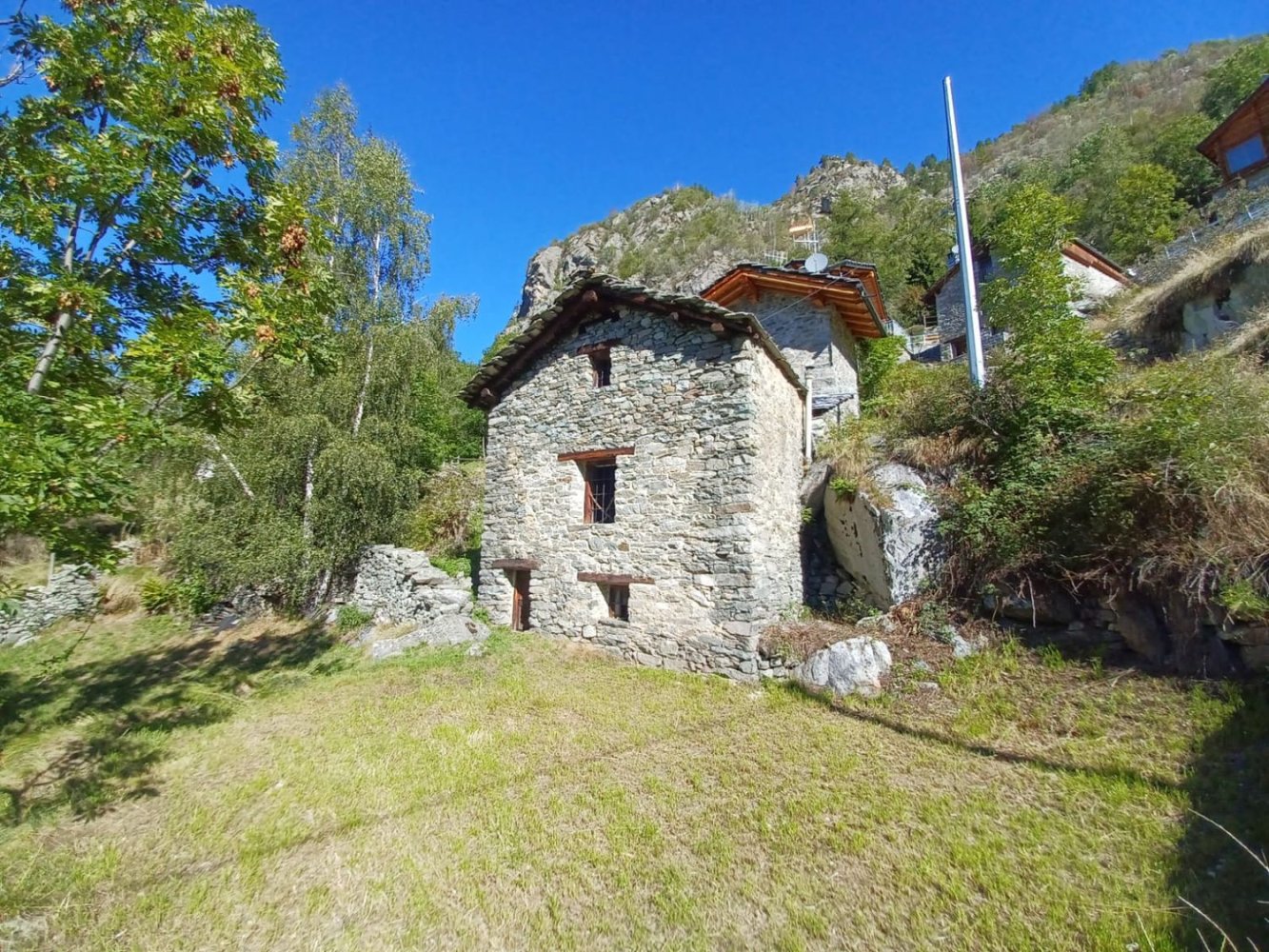 3 bedrooms House in Gaby, Italy No. 371262