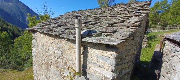 3 bedrooms House in Gaby, Italy No. 371262 13