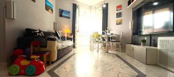 4 rooms Apartment in Massa, Italy No. 303826 2