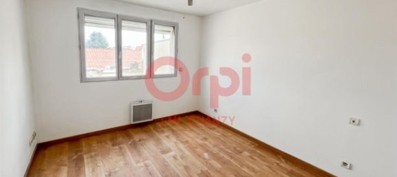 Dúplex de 3 dormitorios en Livry-Gargan, France No. 313664 7