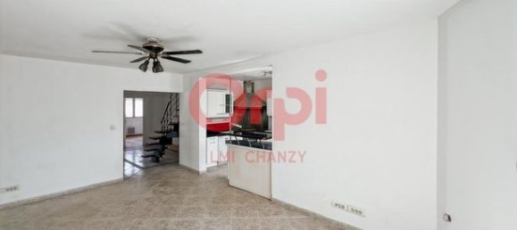 Dúplex de 3 dormitorios en Livry-Gargan, France No. 313664 3