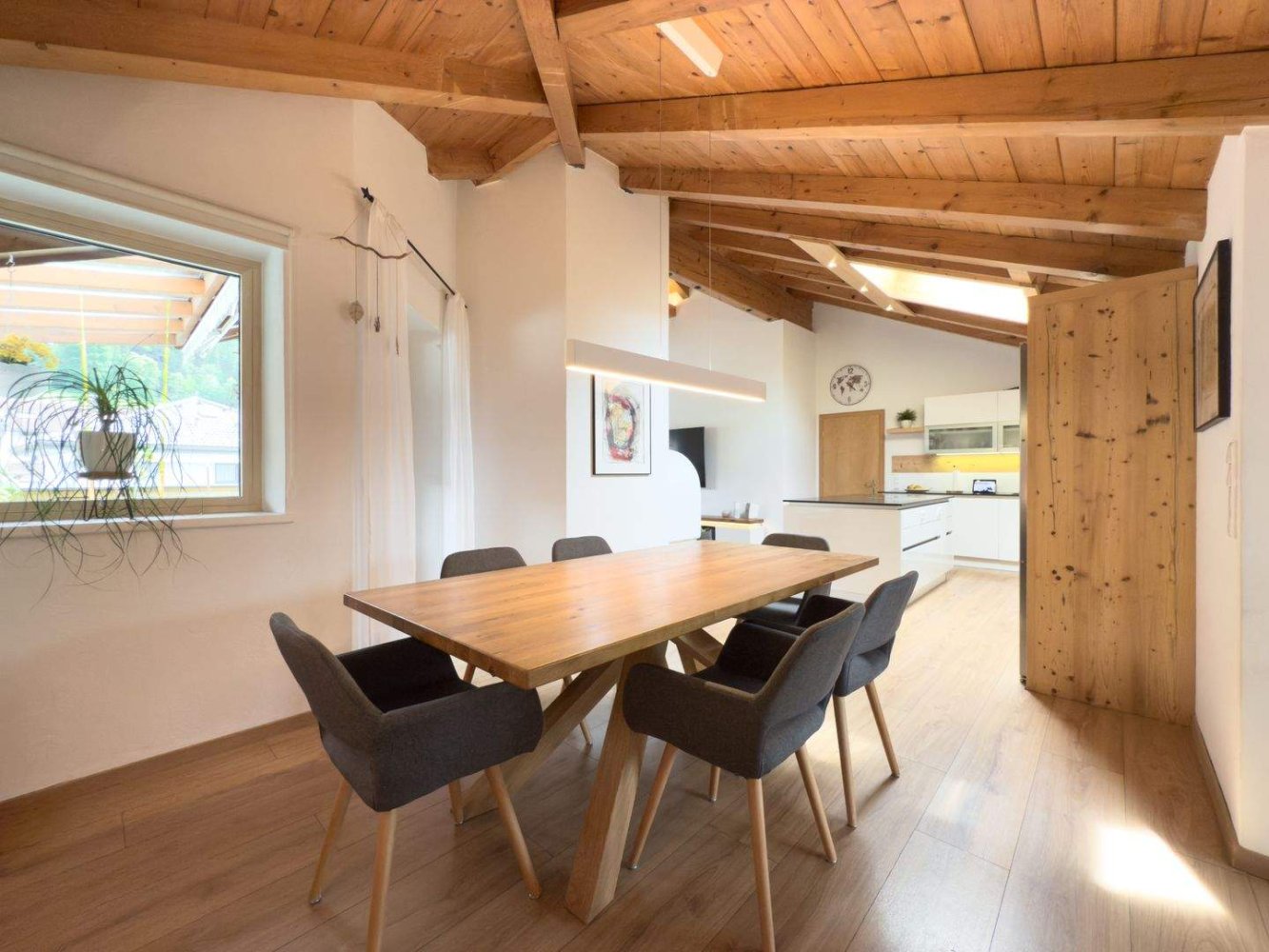 Квартира с 5 комнатами в Вёргль, Австрия № 230764