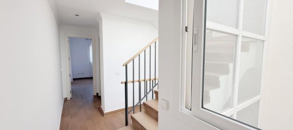 4 bedrooms House in Cadiz, Spain No. 134936 18