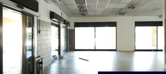 1-Zimmer Gewerbliche Immobilie in Corsico, Italy, Nr. 60604 7