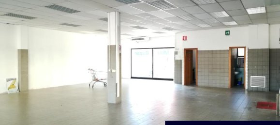 1-Zimmer Gewerbliche Immobilie in Corsico, Italy, Nr. 60604 6