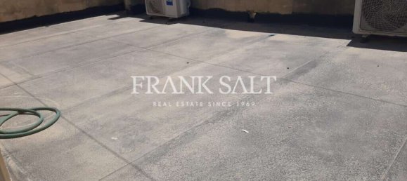 Apartamento de 3 dormitorios en Victoria, Malta No. 5469 9