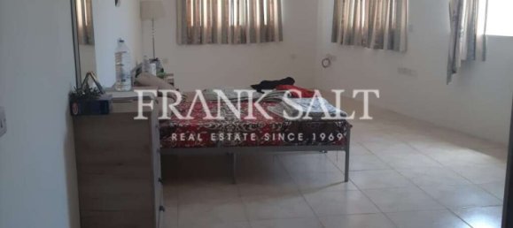 Apartamento de 3 dormitorios en Victoria, Malta No. 5469 8