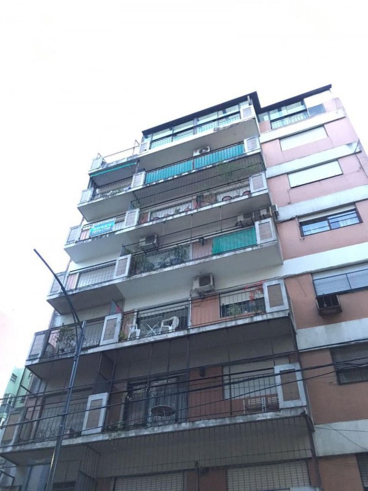 3 bedrooms Apartment in Buenos Aires, Argentina No. 97710