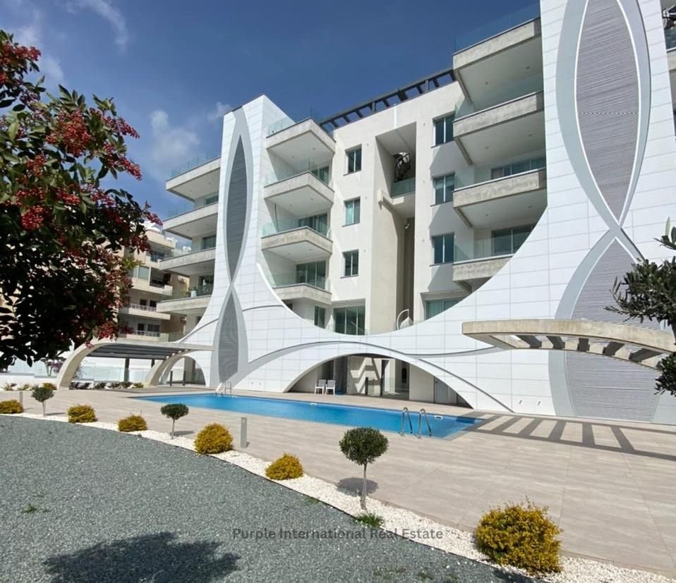 2 bedrooms Apartment in Germasogeia, Cyprus No. 23196