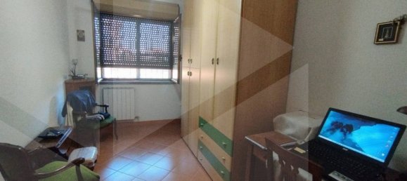 3 rooms Apartment in Rome, Italy No. 28351 8