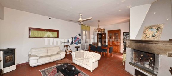 Villa de 4 dormitorios en Monte San Savino, Italy No. 289598 26