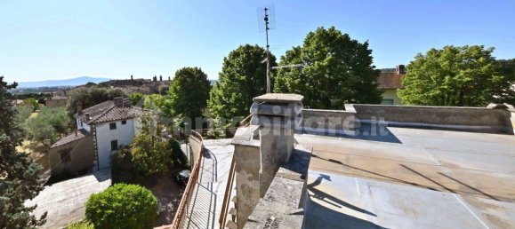 Villa de 4 dormitorios en Monte San Savino, Italy No. 289598 18