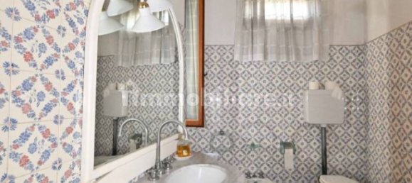 Villa de 4 dormitorios en Monte San Savino, Italy No. 289598 8