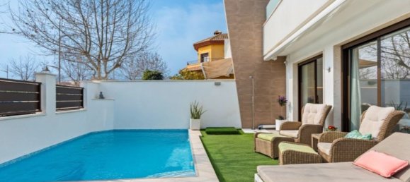 3 غرف نوم فيلا في Alicante, Spain رقم 176087 32