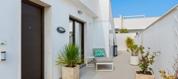 3 غرف نوم فيلا في Alicante, Spain رقم 176087 30