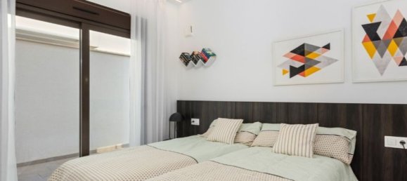 3 غرف نوم فيلا في Alicante, Spain رقم 176087 10